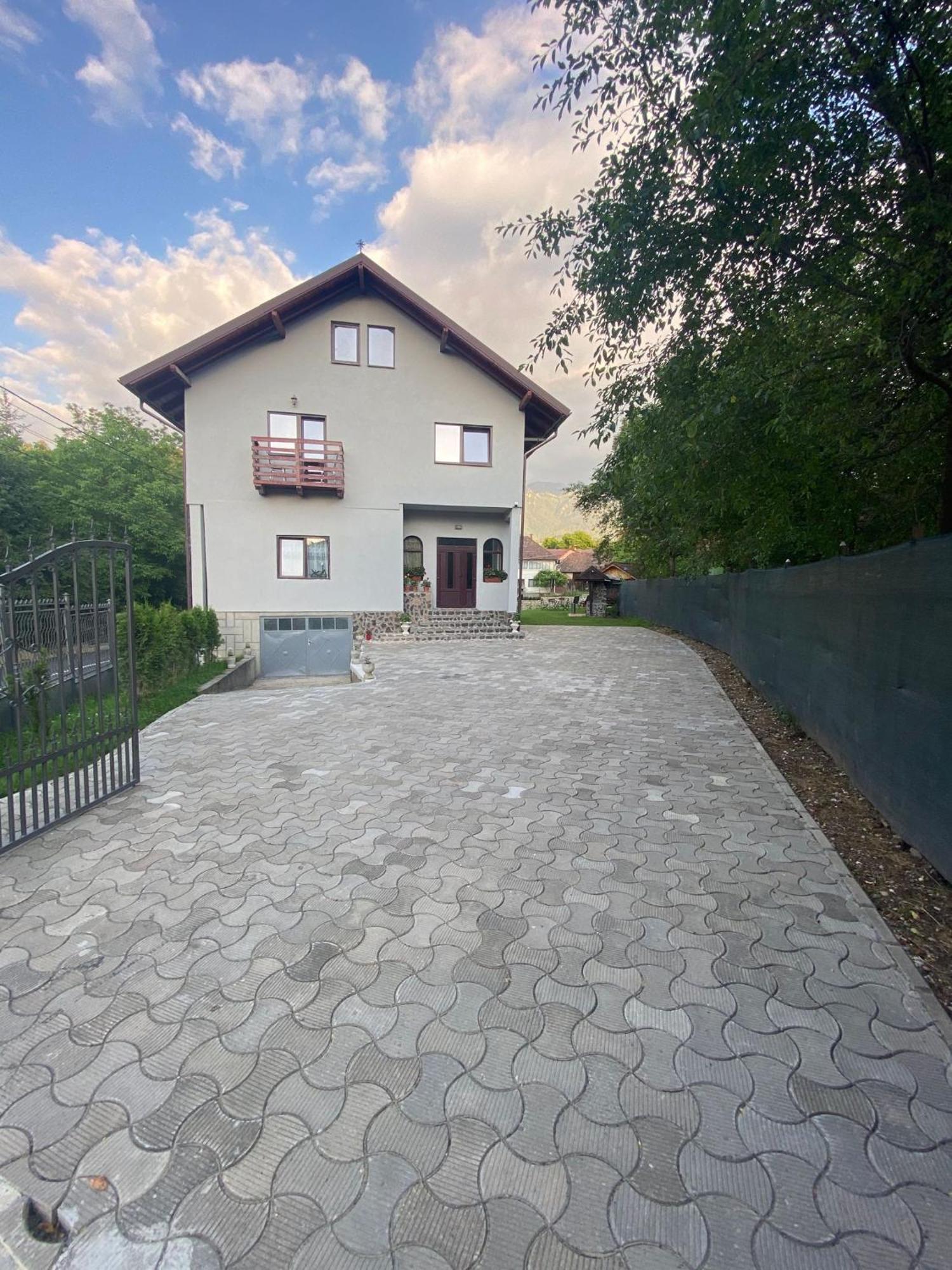 Casa Mosoiu Apartment Bran  Ngoại thất bức ảnh